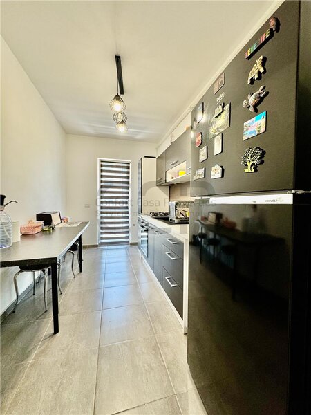 Grand Arena Kristal Residence - decomandat - loc parcare