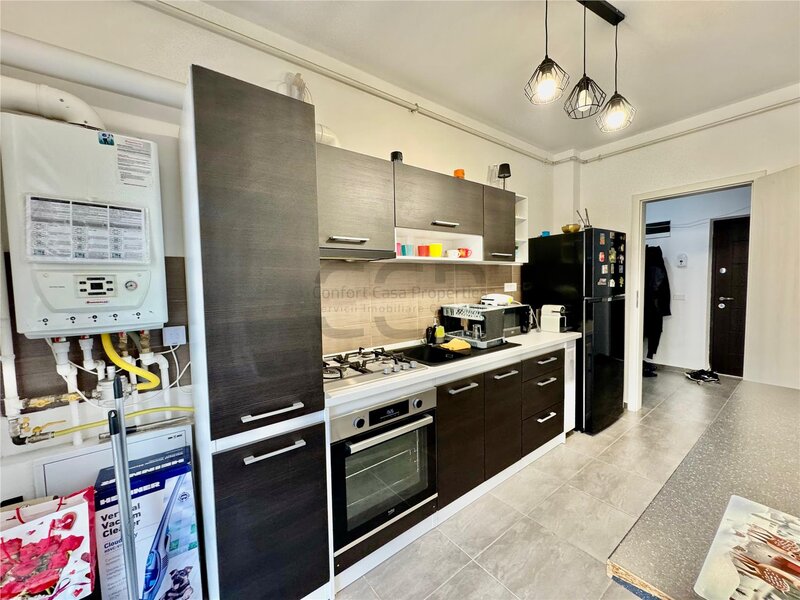 Grand Arena Kristal Residence - decomandat - loc parcare